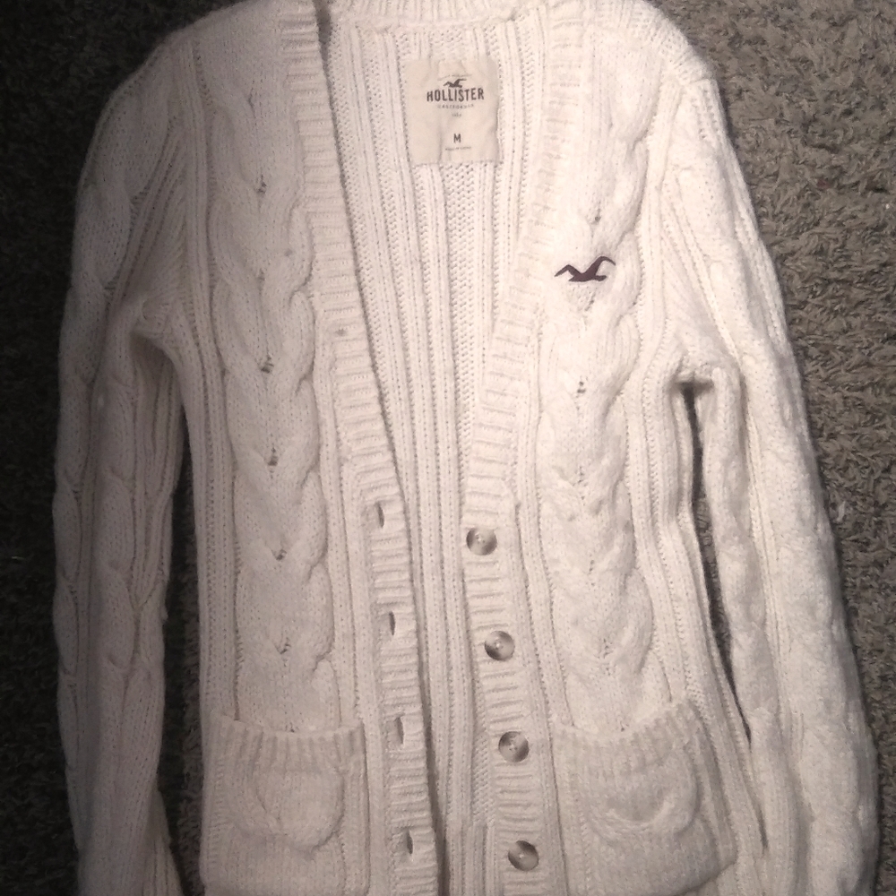 Hollister sweater